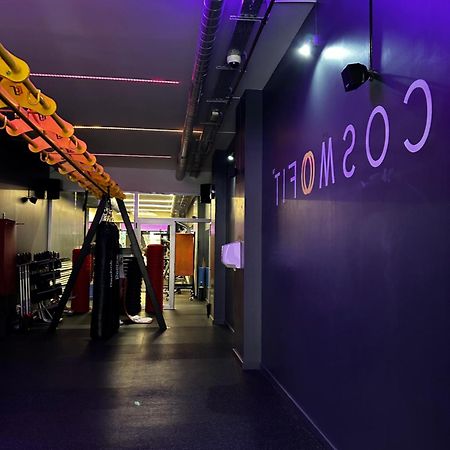 Weflating City Center Барселона Екстериор снимка